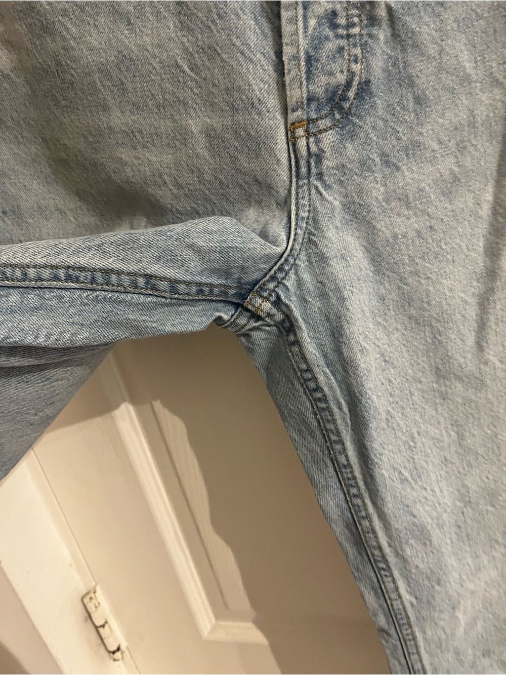 Aritzia Denim Forum Jeans Light Wash Denim BF High Rise Loose 28L size 29 - Picture 5 of 11